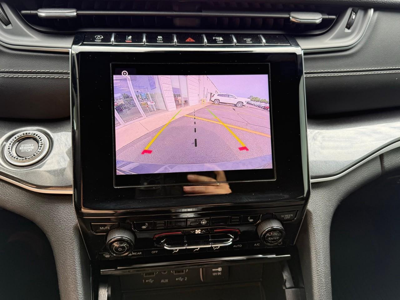 2023 Jeep Grand Cherokee L Laredo 4dr 4x4 Photo