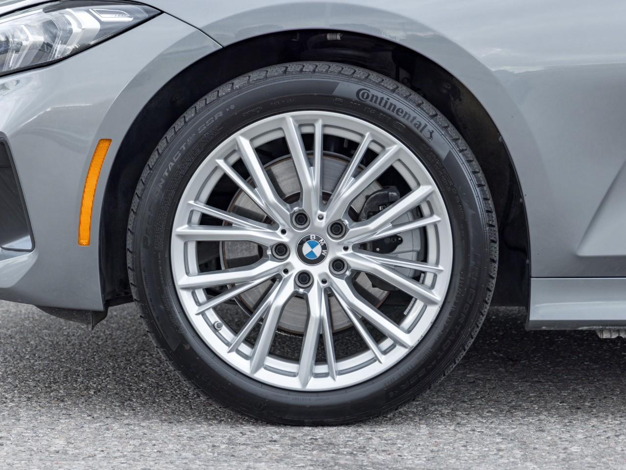 2024 BMW 330 i xDrive 4dr All-Wheel Drive Sedan Photo