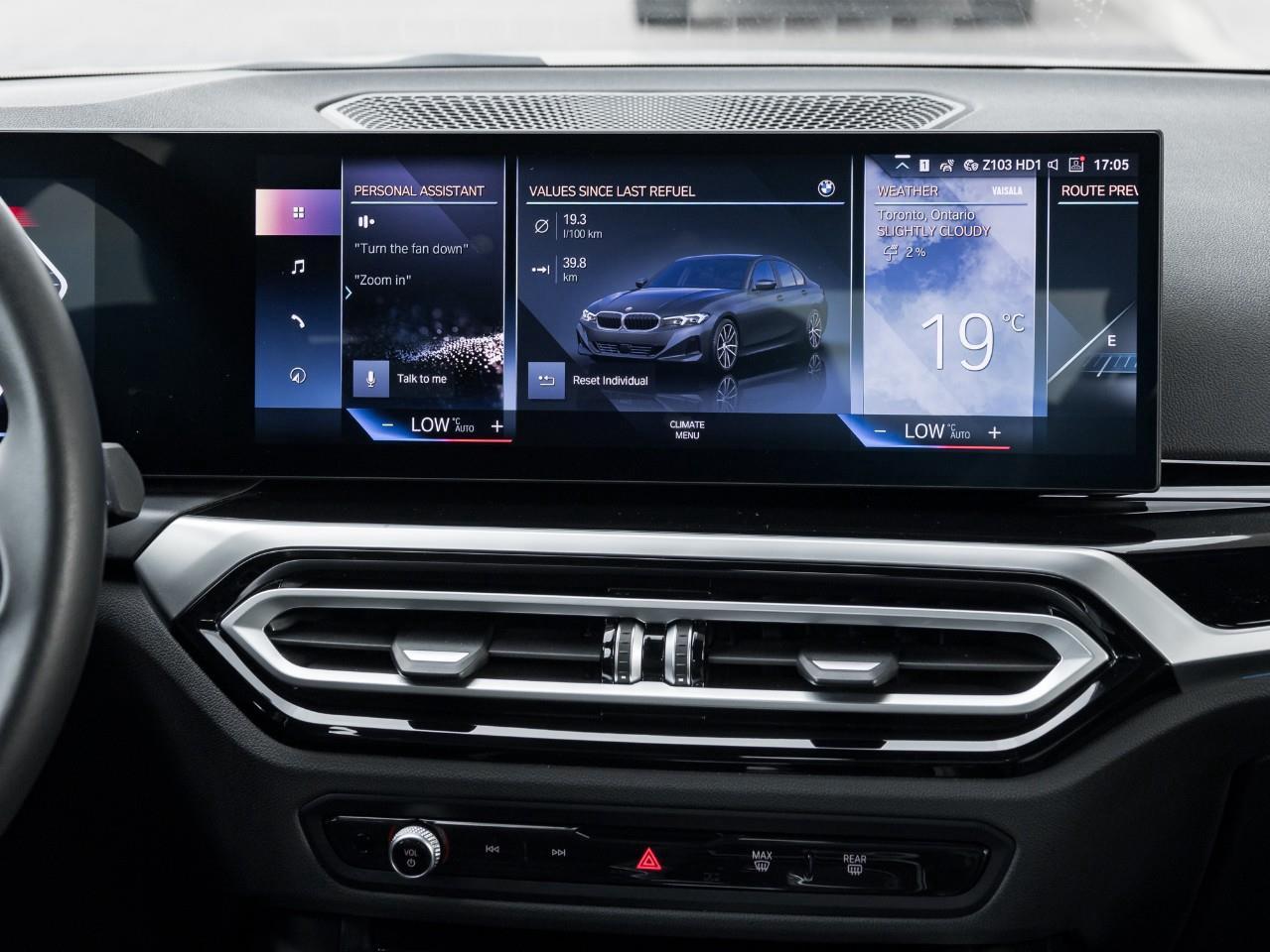 2024 BMW 330 i xDrive 4dr All-Wheel Drive Sedan Photo