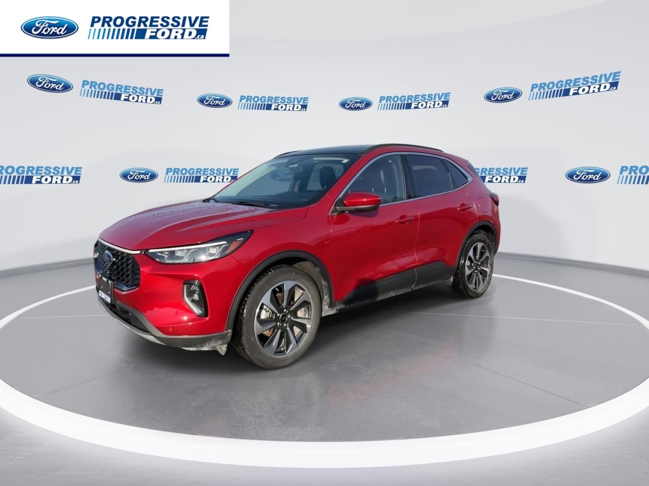 2023 Ford Escape Platinum 4dr All-Wheel Drive Photo3