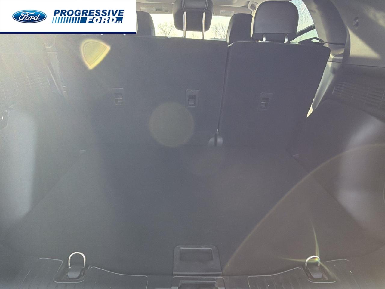 2023 Ford Escape Platinum 4dr All-Wheel Drive Photo