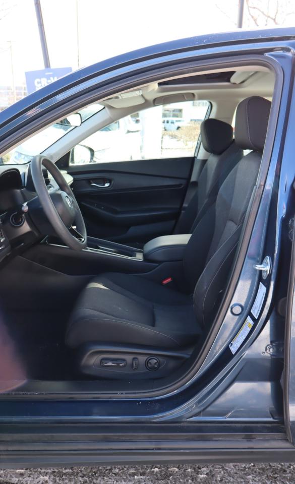 2023 Honda Accord EX 4DR SEDAN Photo