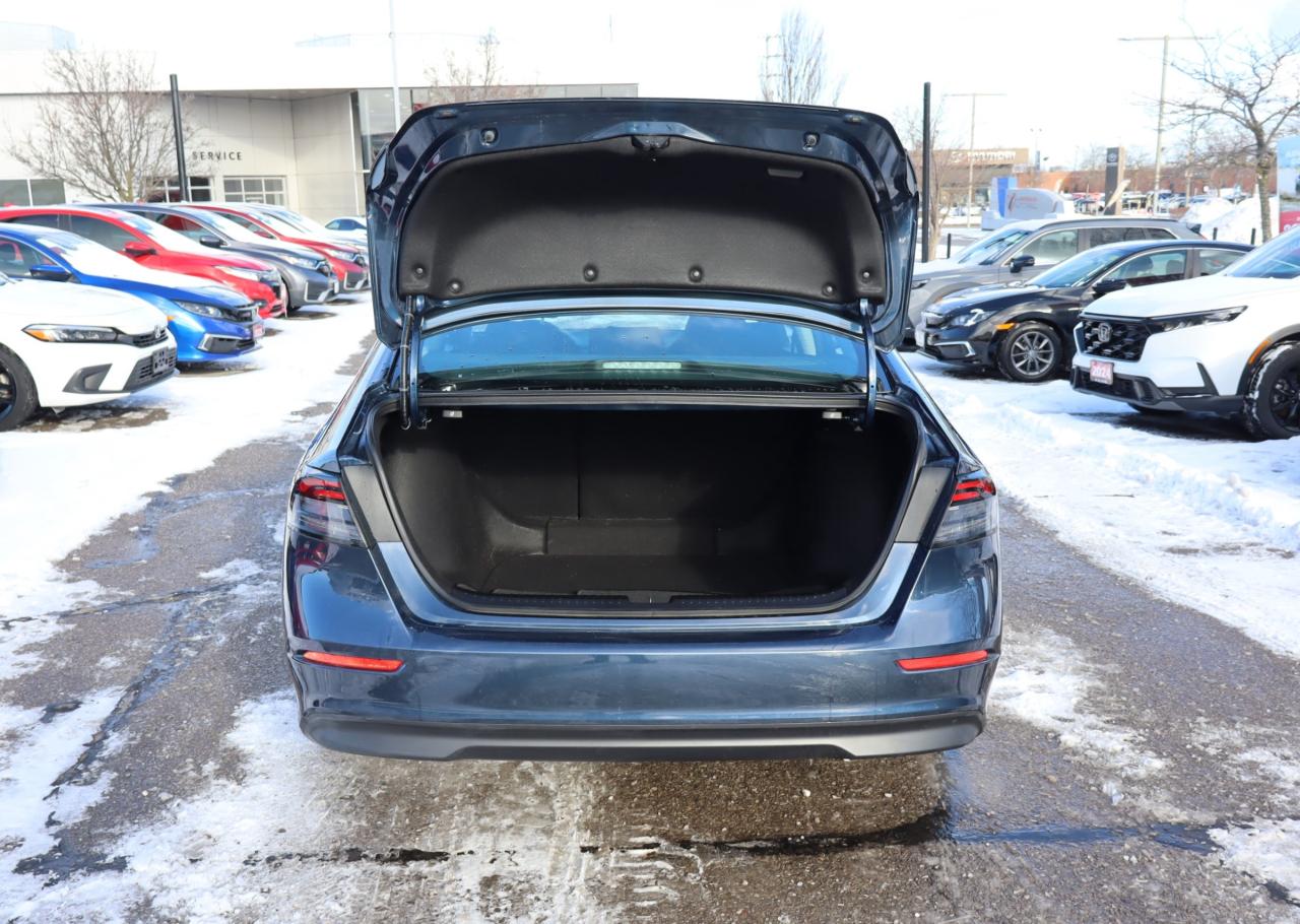 2023 Honda Accord EX 4DR SEDAN Photo