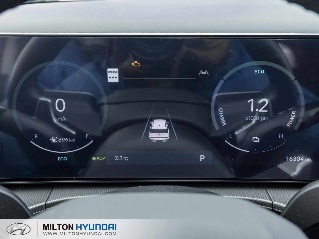 2024 Hyundai Santa Fe HEV Preferred w/Trend Package 4dr All-Wheel Drive Photo