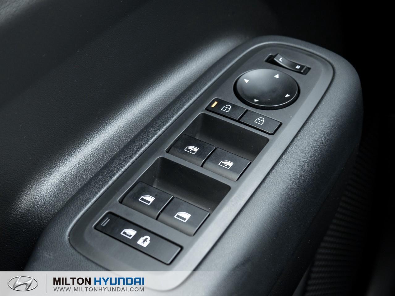 2024 Hyundai Santa Fe HEV Preferred w/Trend Package 4dr All-Wheel Drive Photo