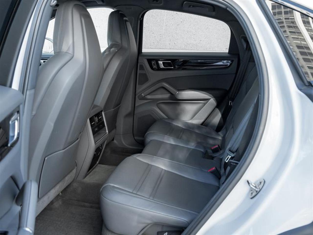 2022 Porsche Cayenne Coupe S 4dr All-Wheel Drive Photo