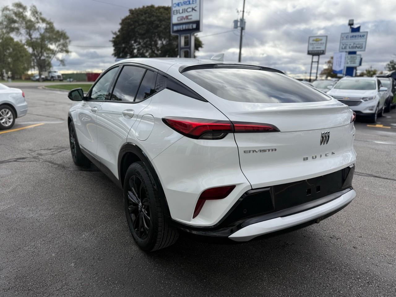 2024 Buick Envista Sport Touring 4dr Front-Wheel Drive Photo