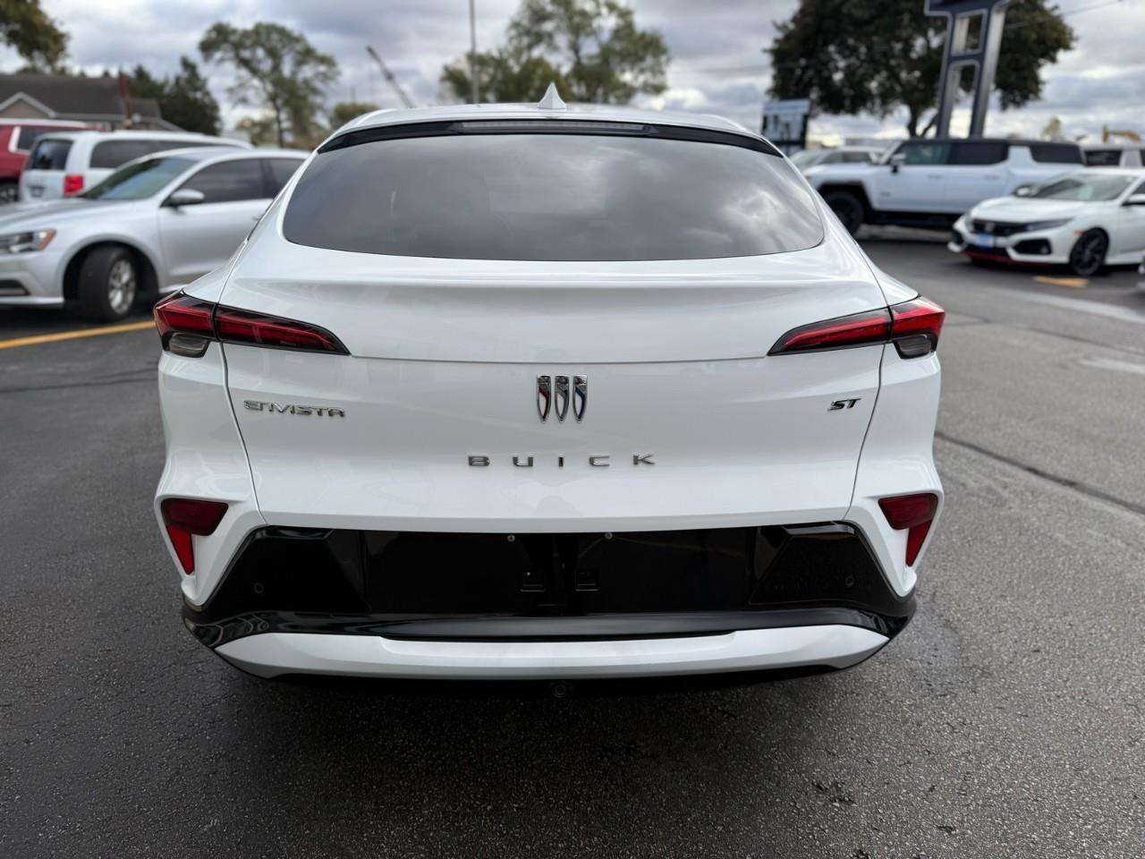 2024 Buick Envista Sport Touring 4dr Front-Wheel Drive Photo