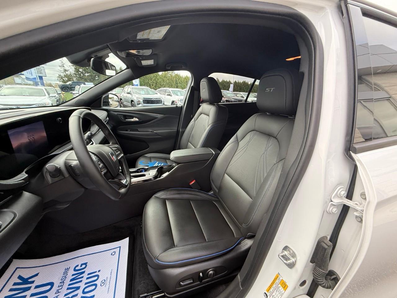 2024 Buick Envista Sport Touring 4dr Front-Wheel Drive Photo