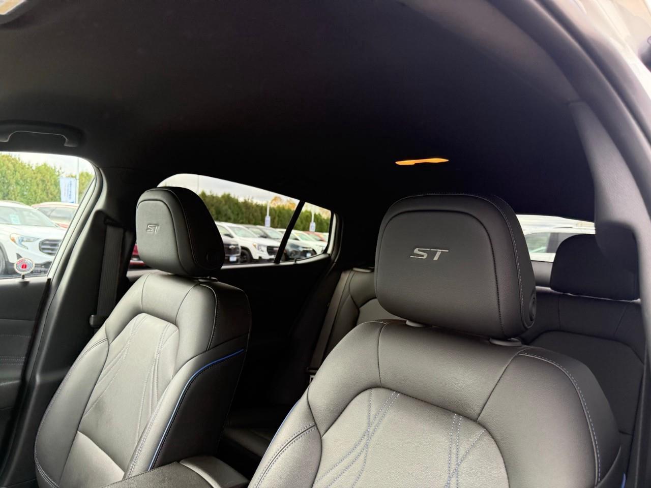 2024 Buick Envista Sport Touring 4dr Front-Wheel Drive Photo