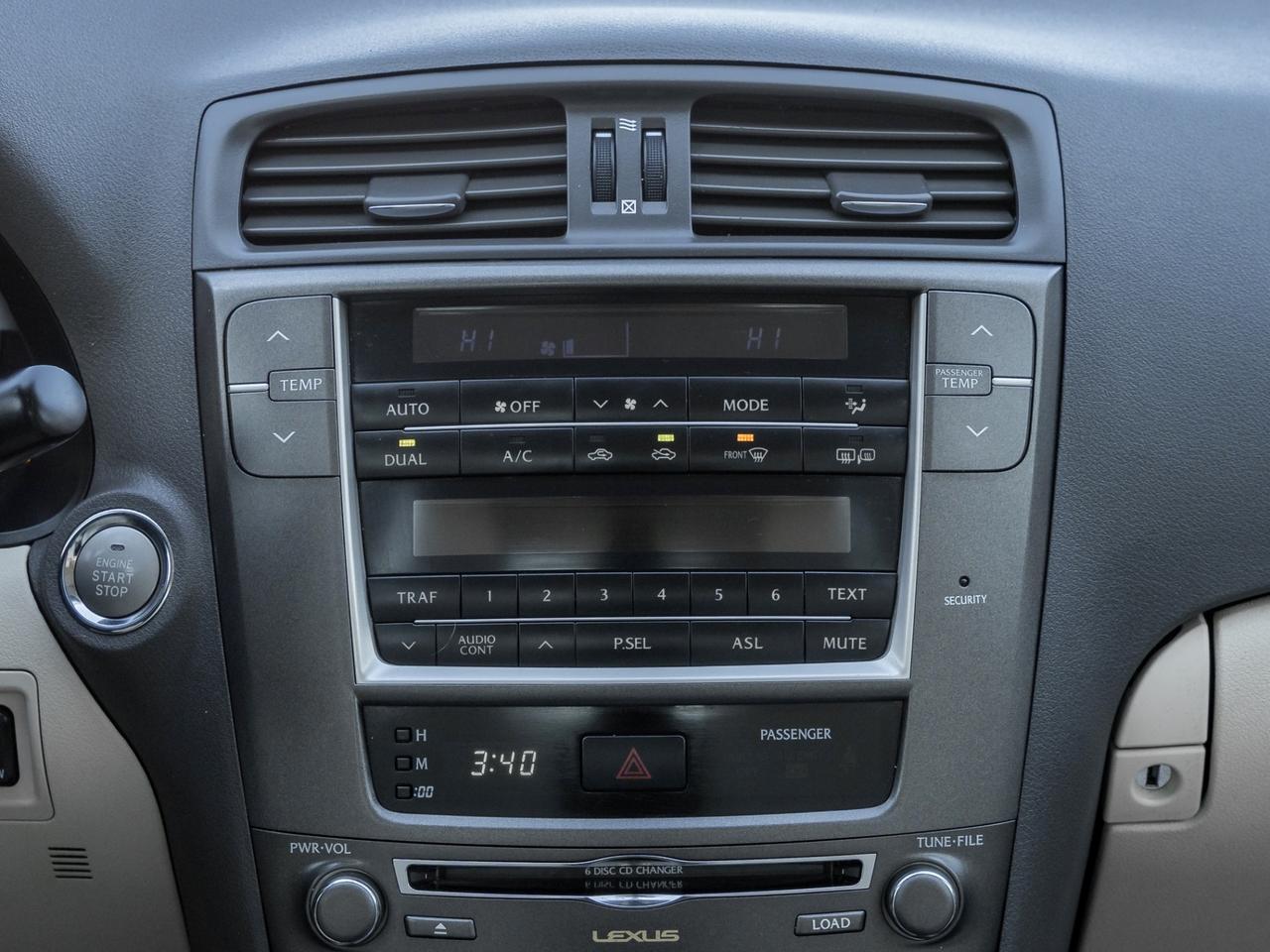 2009 Lexus IS RWD, LEATHER, SUNROOF Photo