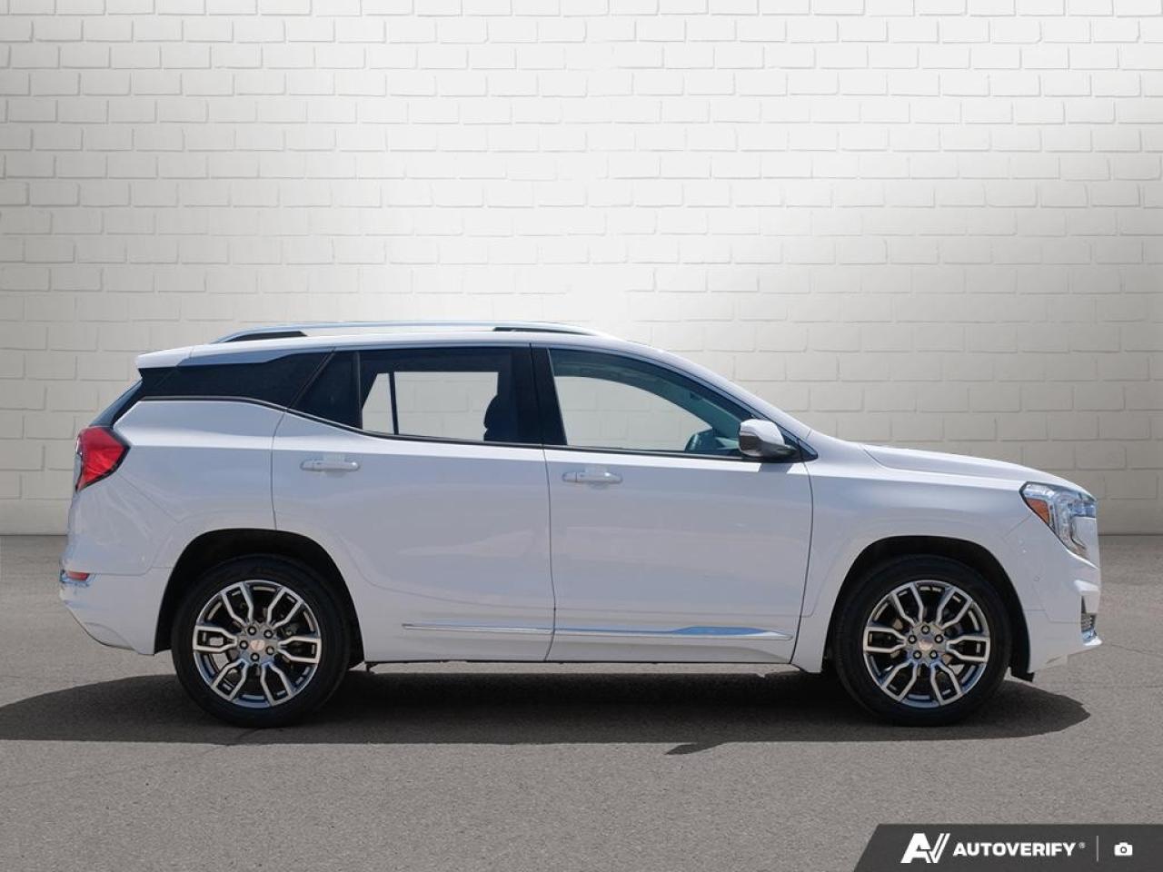 2023 GMC Terrain AWD Denali Photo