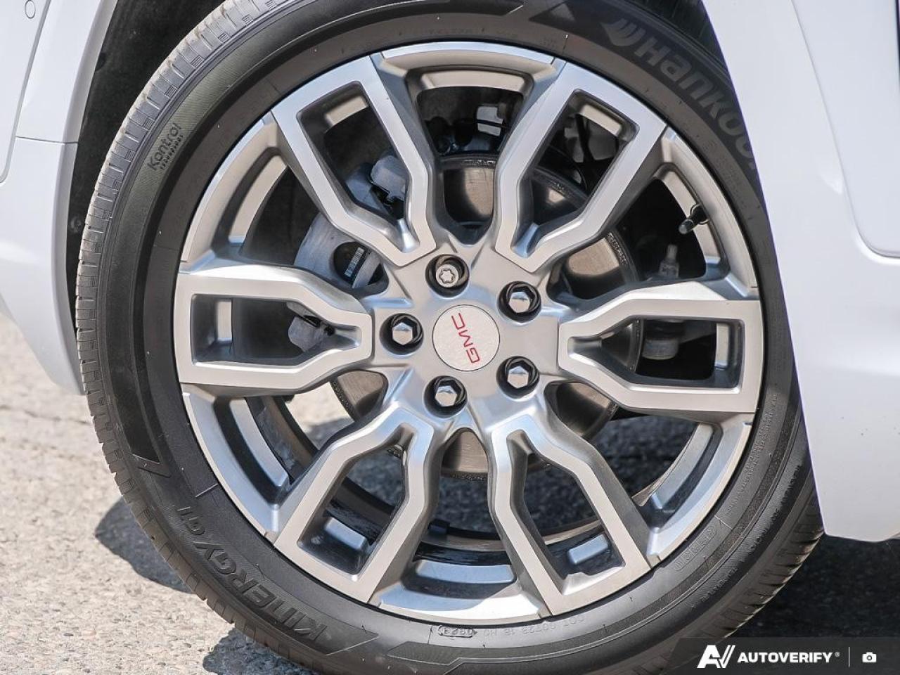 2023 GMC Terrain AWD Denali Photo