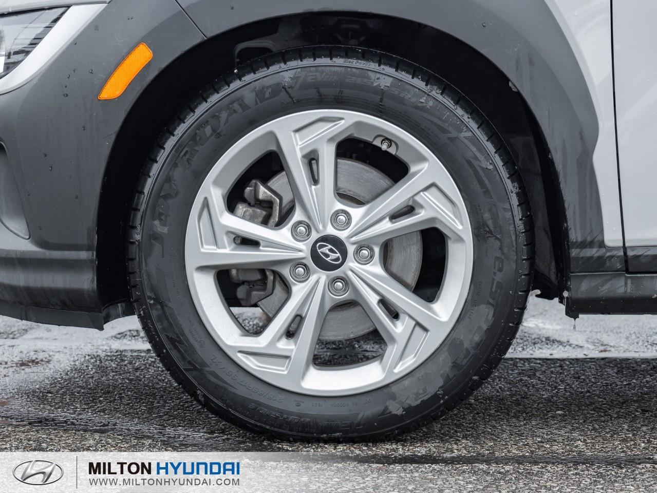 2023 Hyundai KONA 2.0L Preferred 4dr All-Wheel Drive Photo3