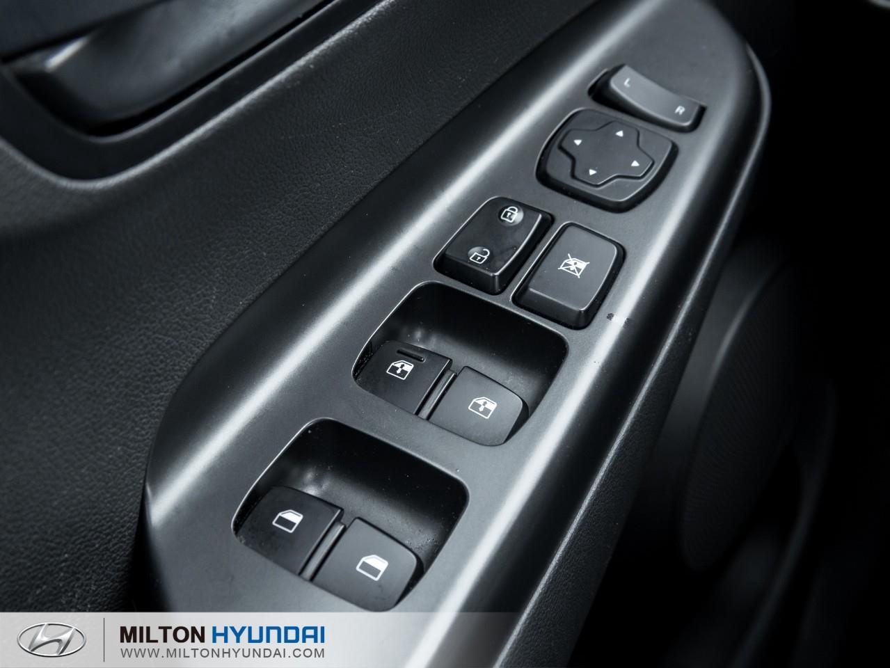 2023 Hyundai KONA 2.0L Preferred 4dr All-Wheel Drive Photo