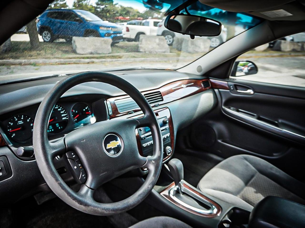 2011 Chevrolet Impala  Photo