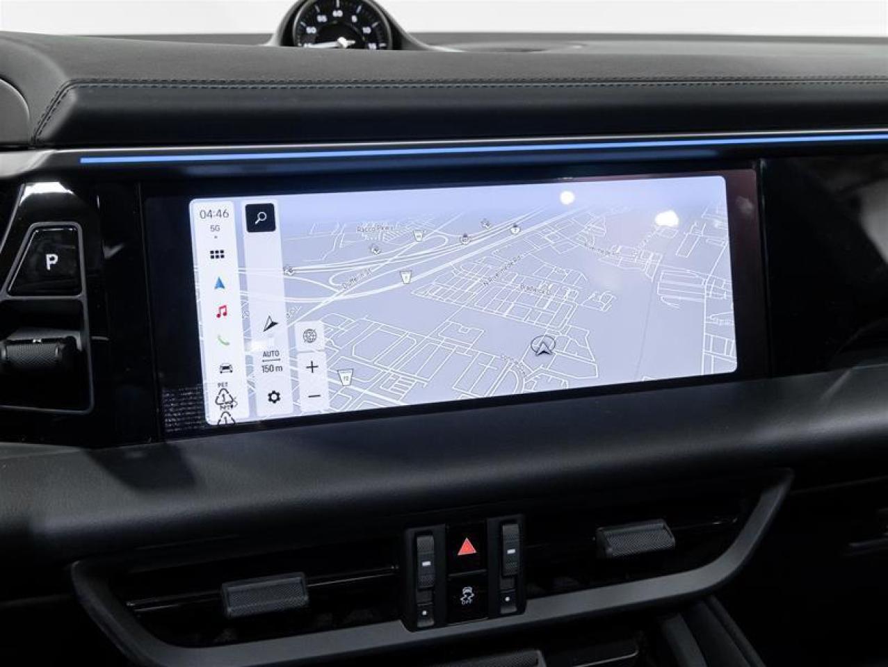 2025 Porsche Macan  Photo