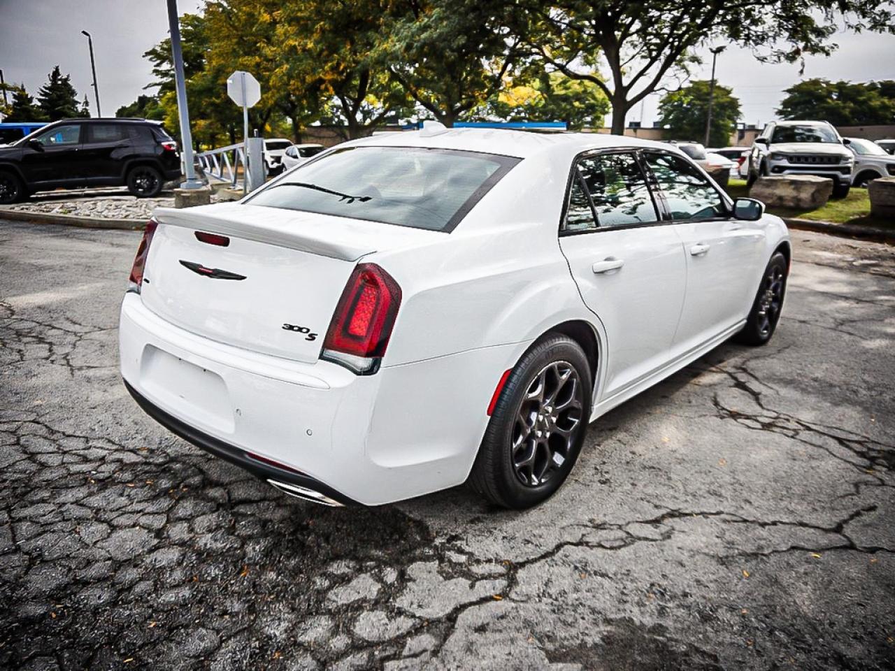 2023 Chrysler 300  Photo