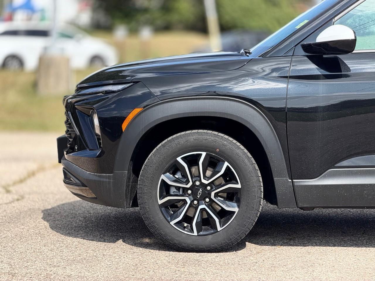 2026 Chevrolet TrailBlazer ACTIV 4dr All-Wheel Drive Photo2