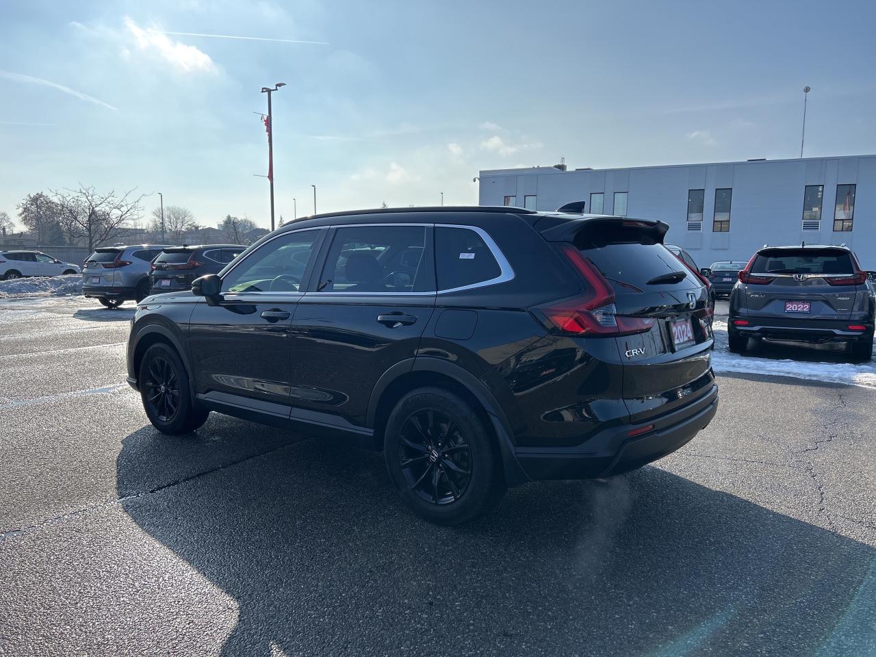 2024 Honda CR-V Sport CarPlay Rear Cam Sunroof Heated Seats Photo