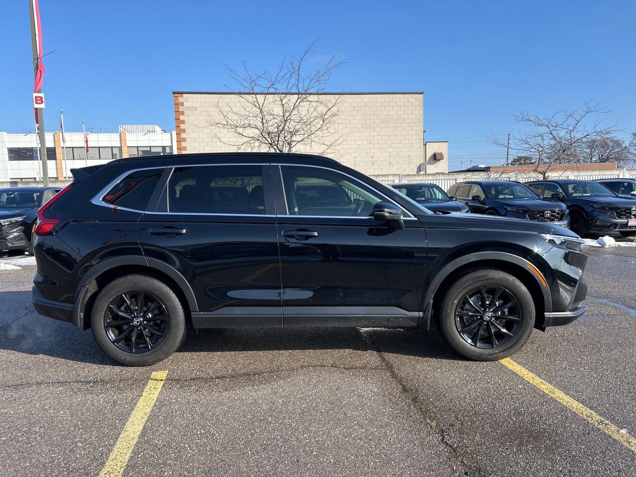 2024 Honda CR-V Sport CarPlay Rear Cam Sunroof Heated Seats Photo