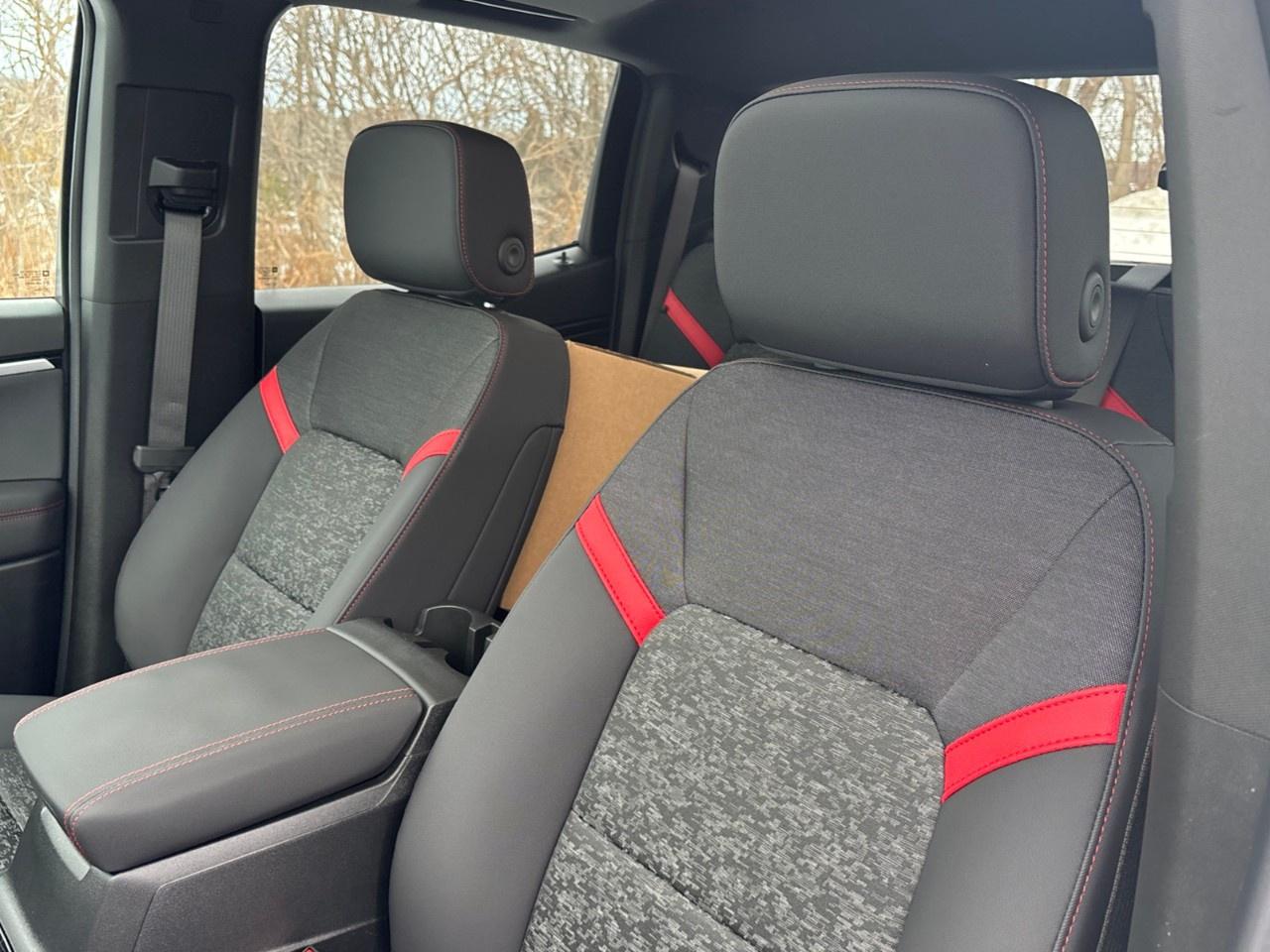 2026 Chevrolet Colorado Crew Cab Short Box 4-Wheel Drive Z71 Photo