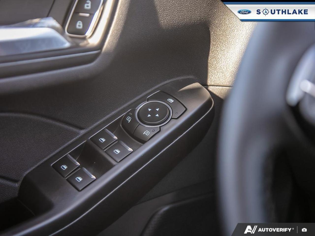 2026 Ford Escape PHEV 4dr Front-Wheel Drive Photo