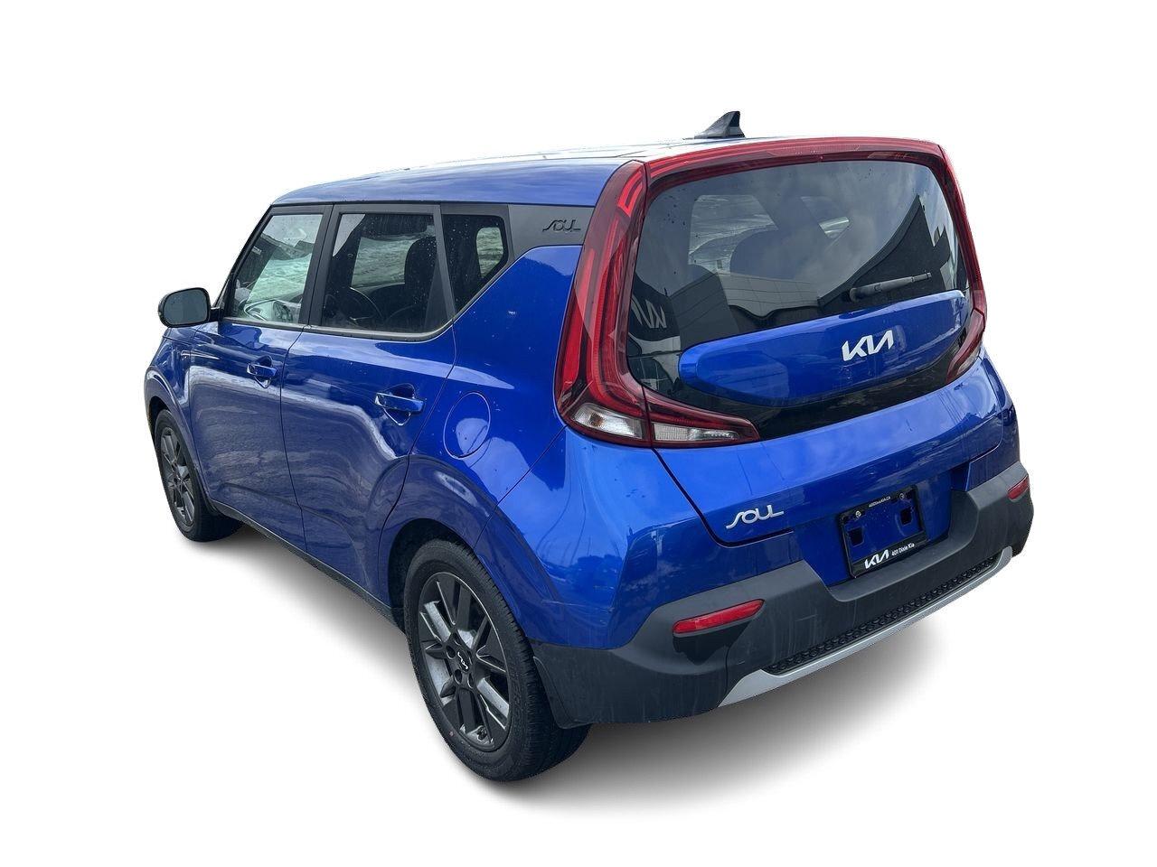 2022 Kia Soul EX PREMIUM   Style, Comfort, and Smart Technology Photo