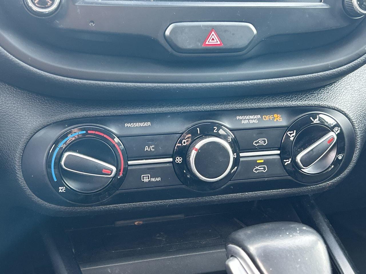 2022 Kia Soul EX PREMIUM   Style, Comfort, and Smart Technology Photo