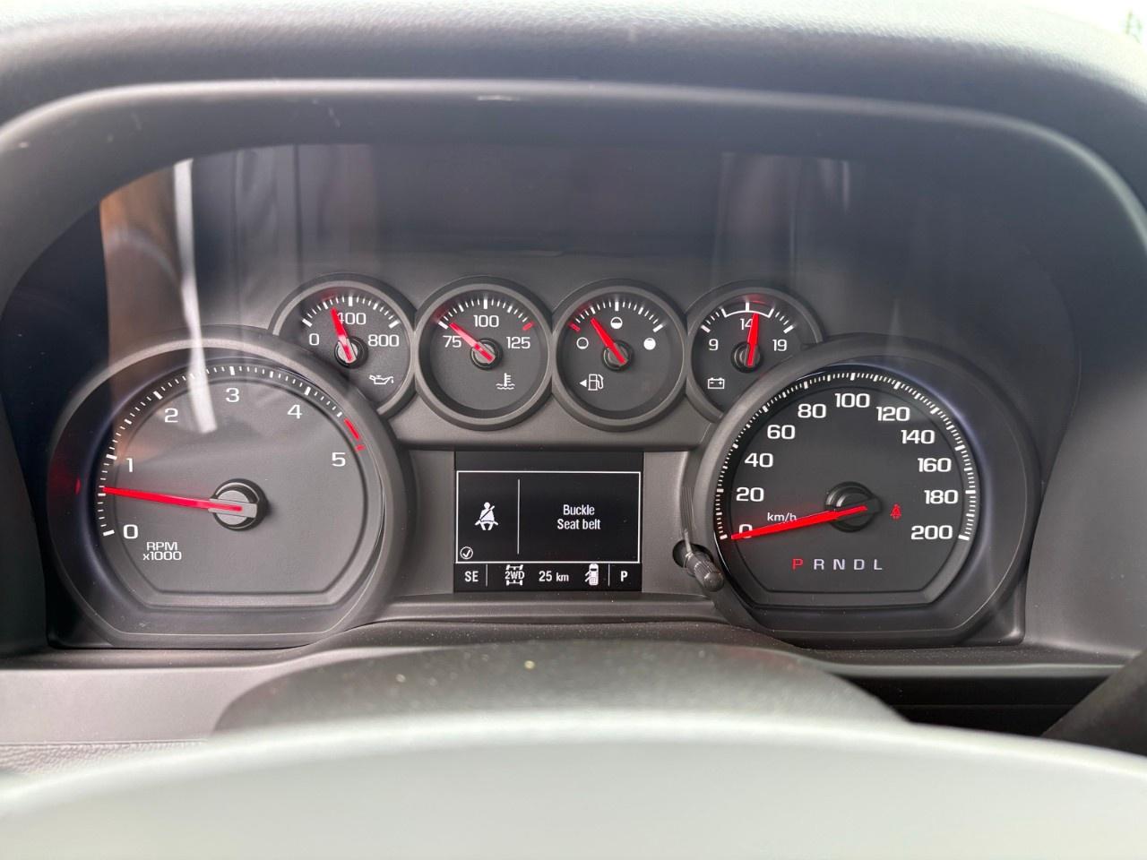 2026 GMC SIERRA 2500HD Crew Cab Standard Box 4-Wheel Drive Pro Photo