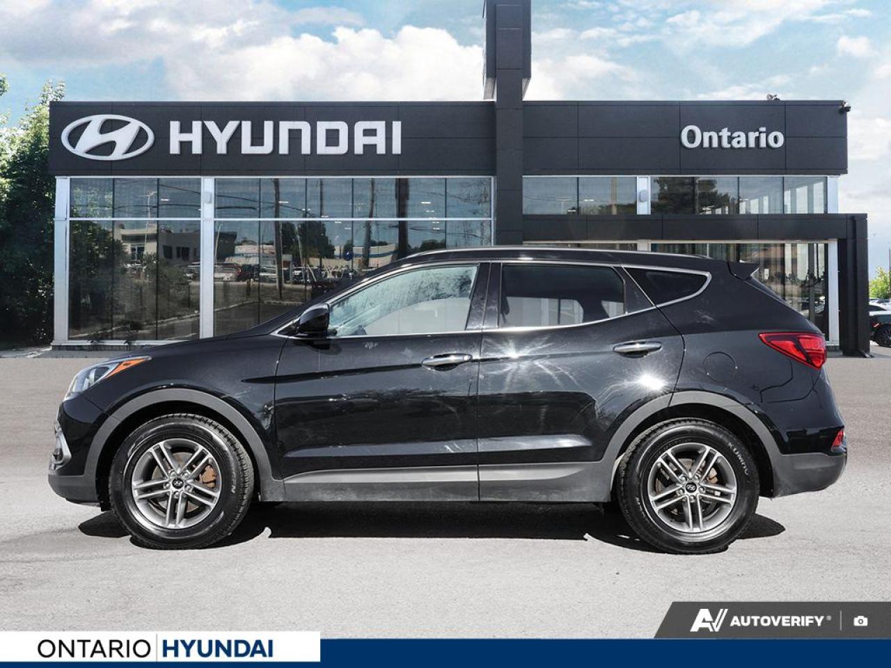 2017 Hyundai Santa Fe Sport 2.4 Premium (A6) 4dr All-Wheel Drive Photo2