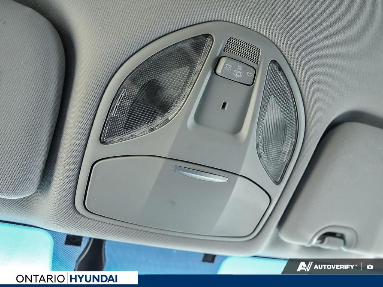 2017 Hyundai Santa Fe Sport 2.4 Premium (A6) 4dr All-Wheel Drive Photo