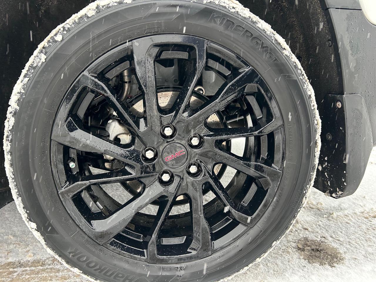 2024 GMC Terrain SLE 4dr All-Wheel Drive Photo