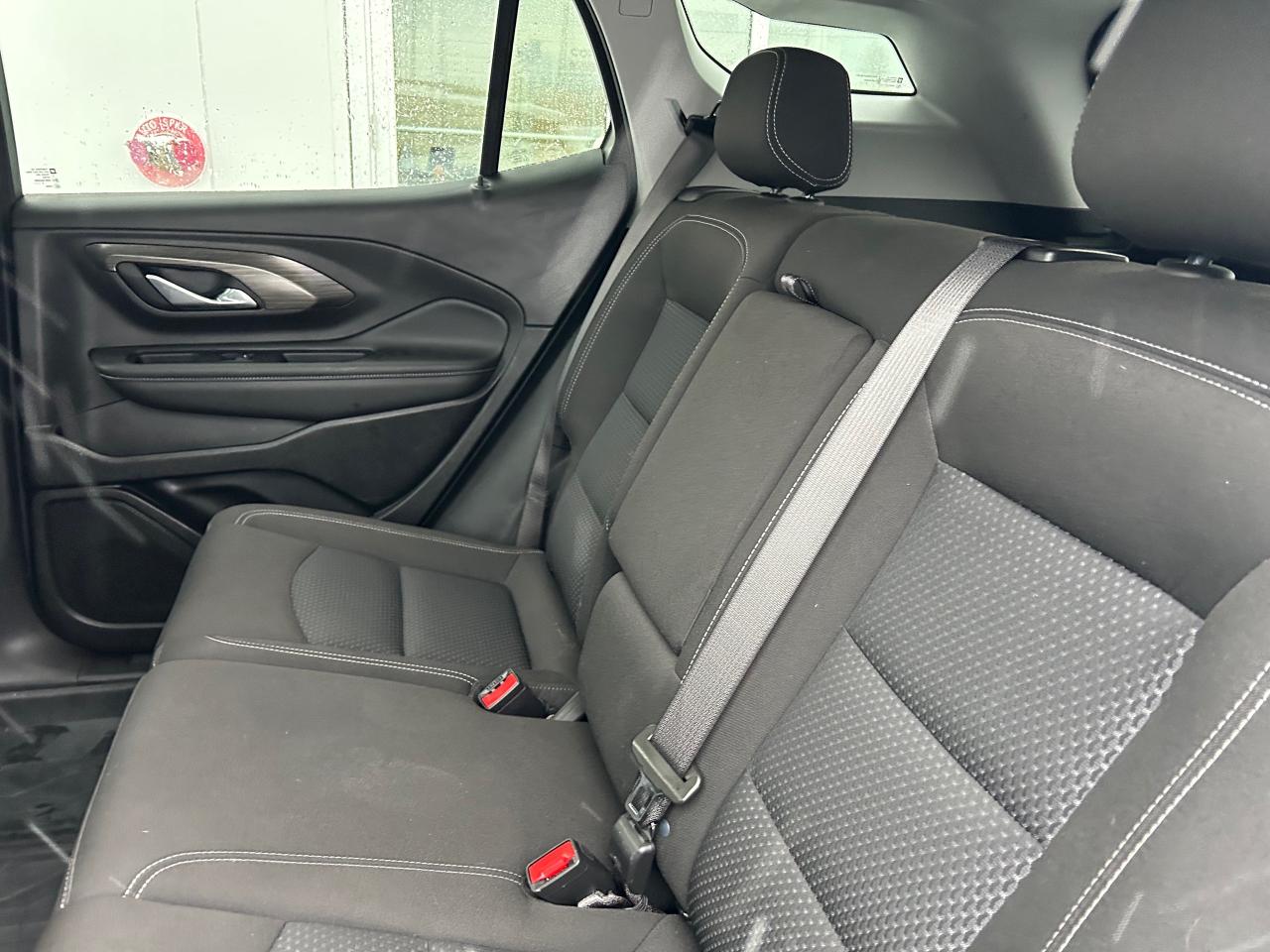 2024 GMC Terrain SLE 4dr All-Wheel Drive Photo