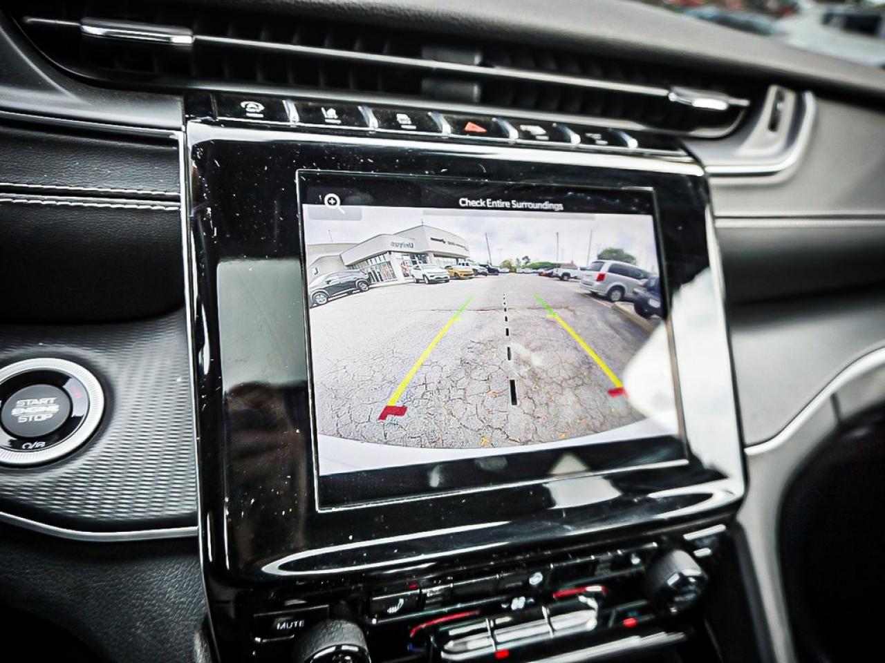 2023 Jeep Grand Cherokee  Photo