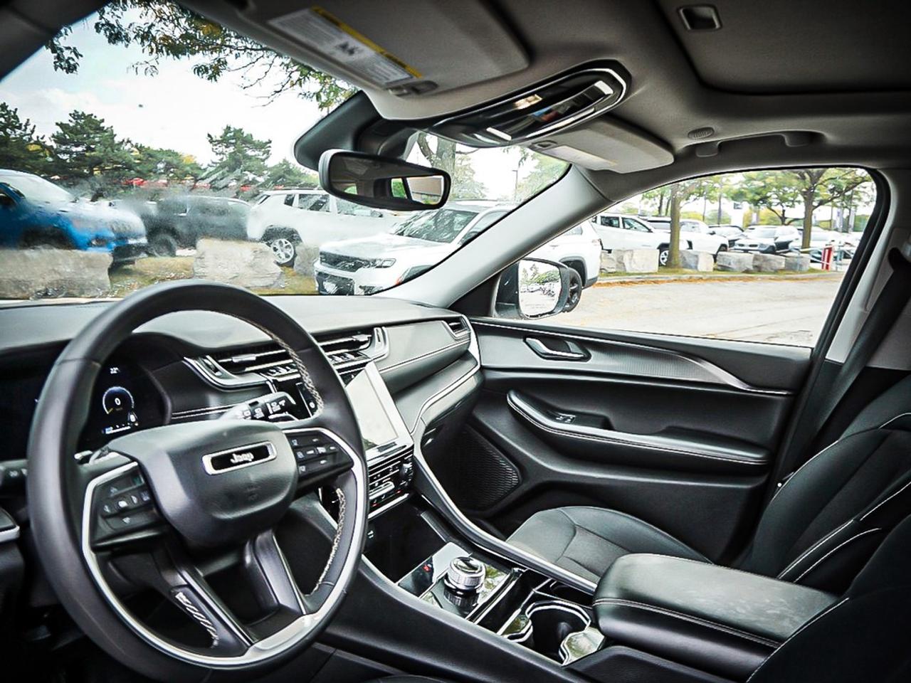 2023 Jeep Grand Cherokee  Photo