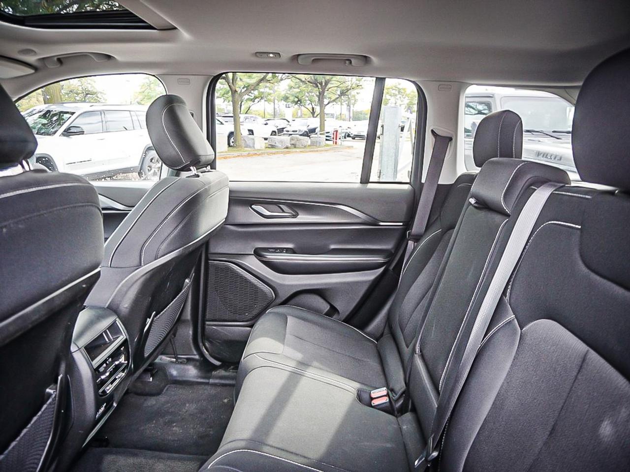 2023 Jeep Grand Cherokee  Photo