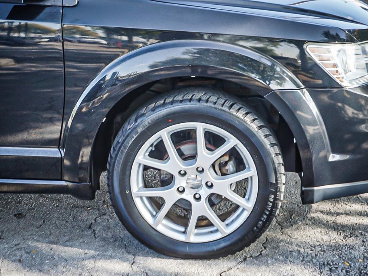 2011 Dodge Journey  Photo