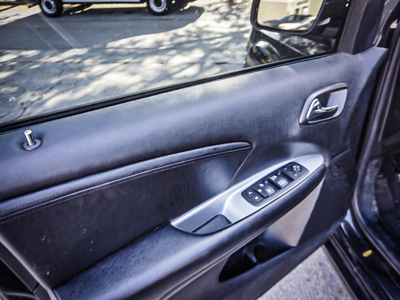 2011 Dodge Journey  Photo