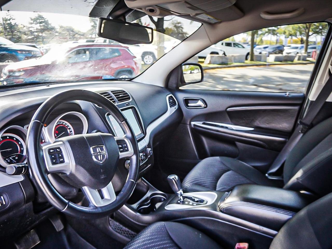 2011 Dodge Journey  Photo