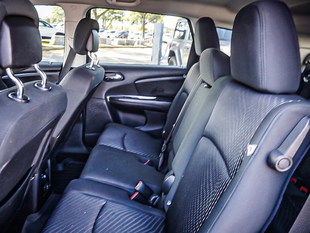 2011 Dodge Journey  Photo