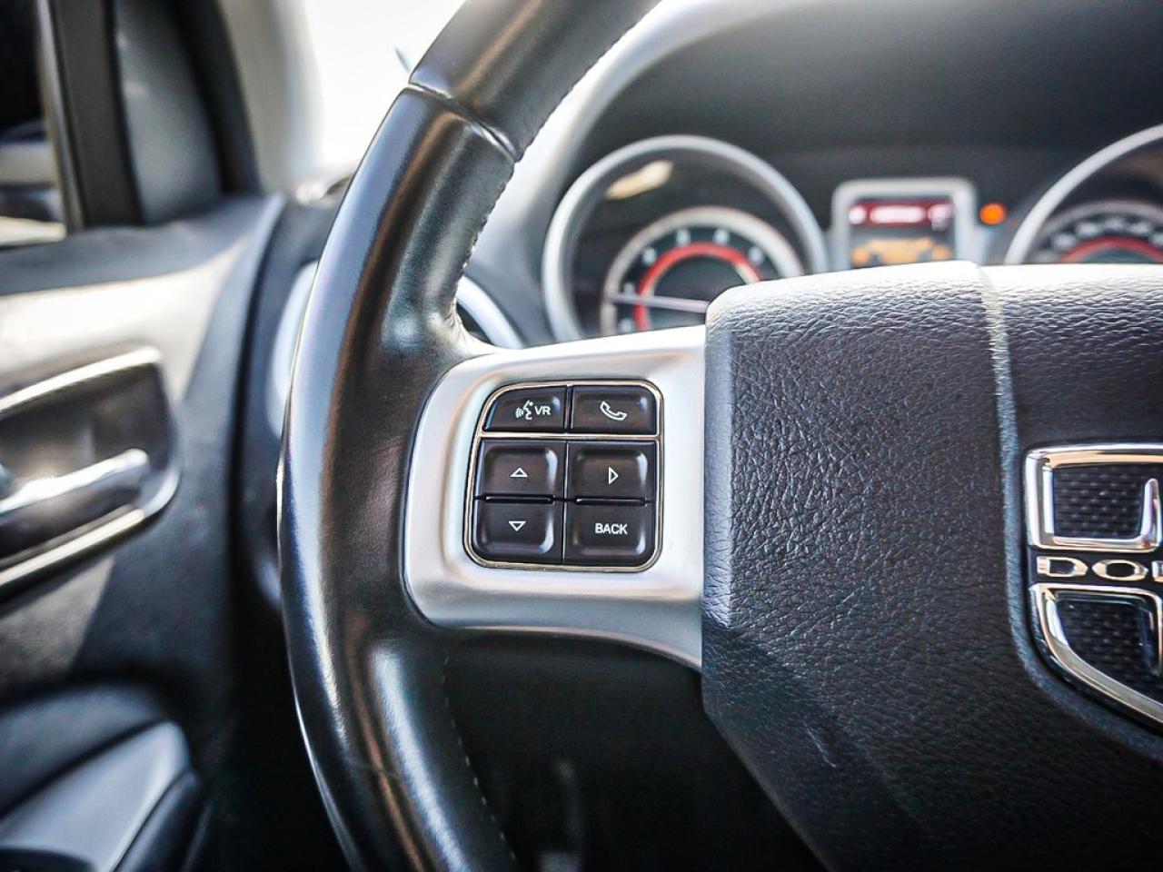 2011 Dodge Journey  Photo