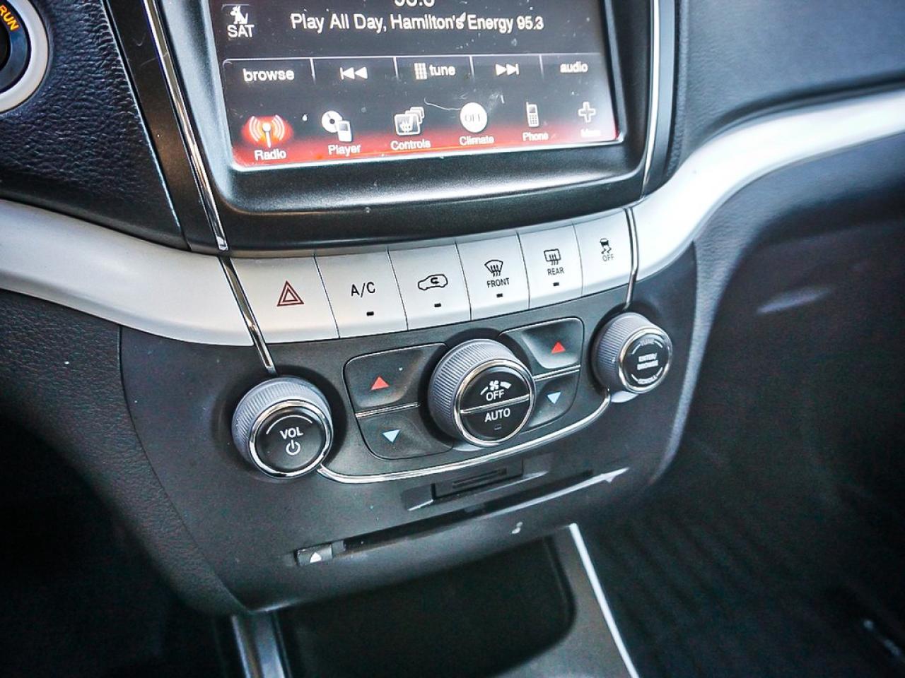 2011 Dodge Journey  Photo