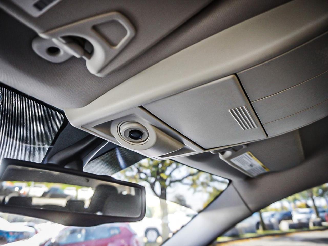 2011 Dodge Journey  Photo