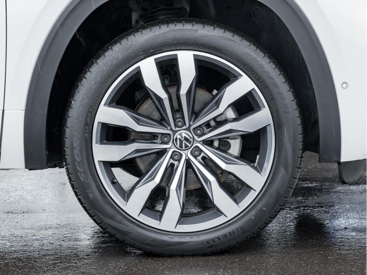 2023 Volkswagen Atlas Cross Sport 3.6 FSI Execline 4dr All-Wheel Drive 4MOTION Photo