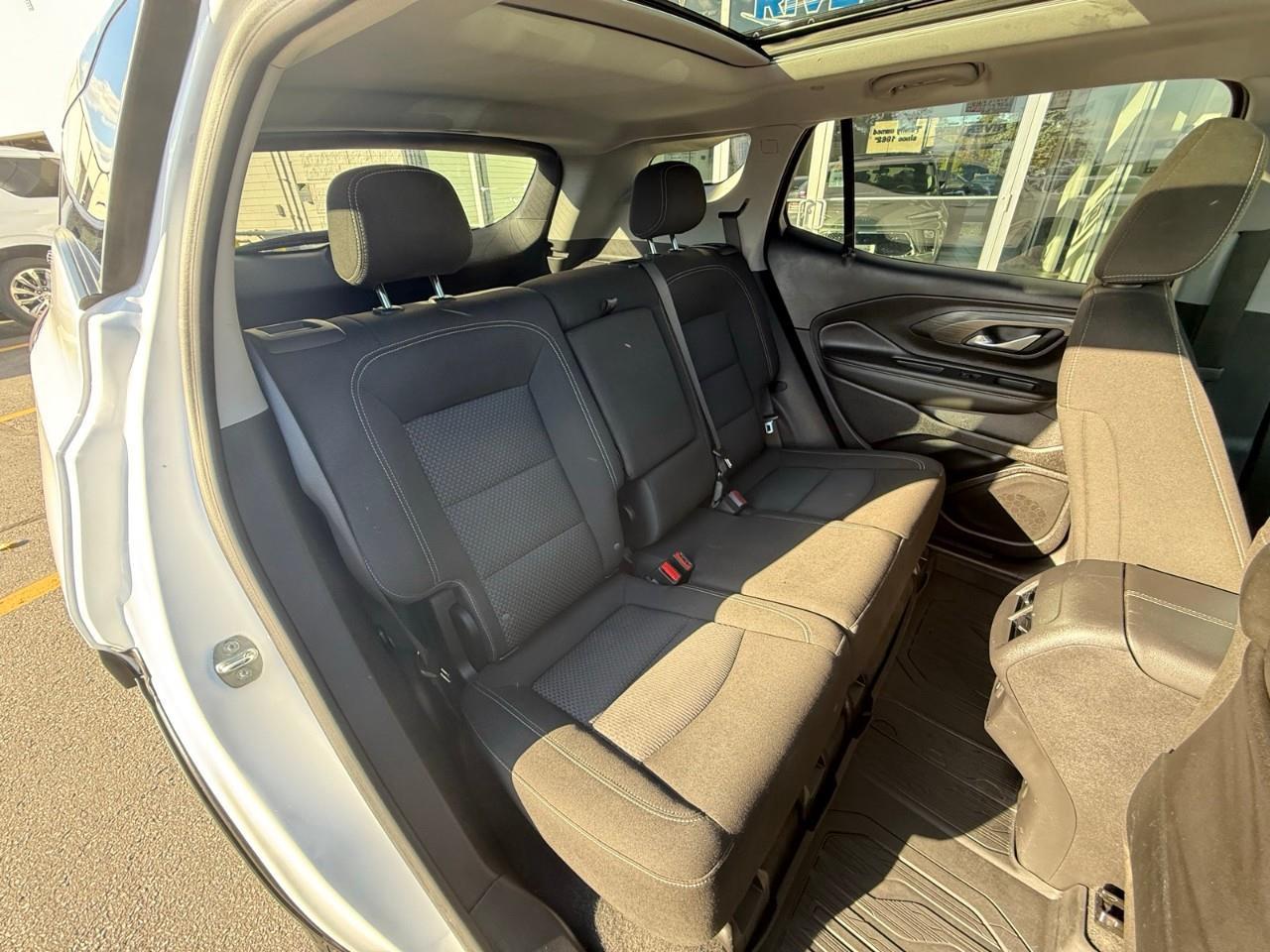 2024 GMC Terrain SLE 4dr All-Wheel Drive Photo