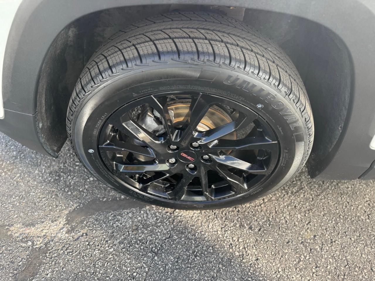 2024 GMC Terrain SLE 4dr All-Wheel Drive Photo