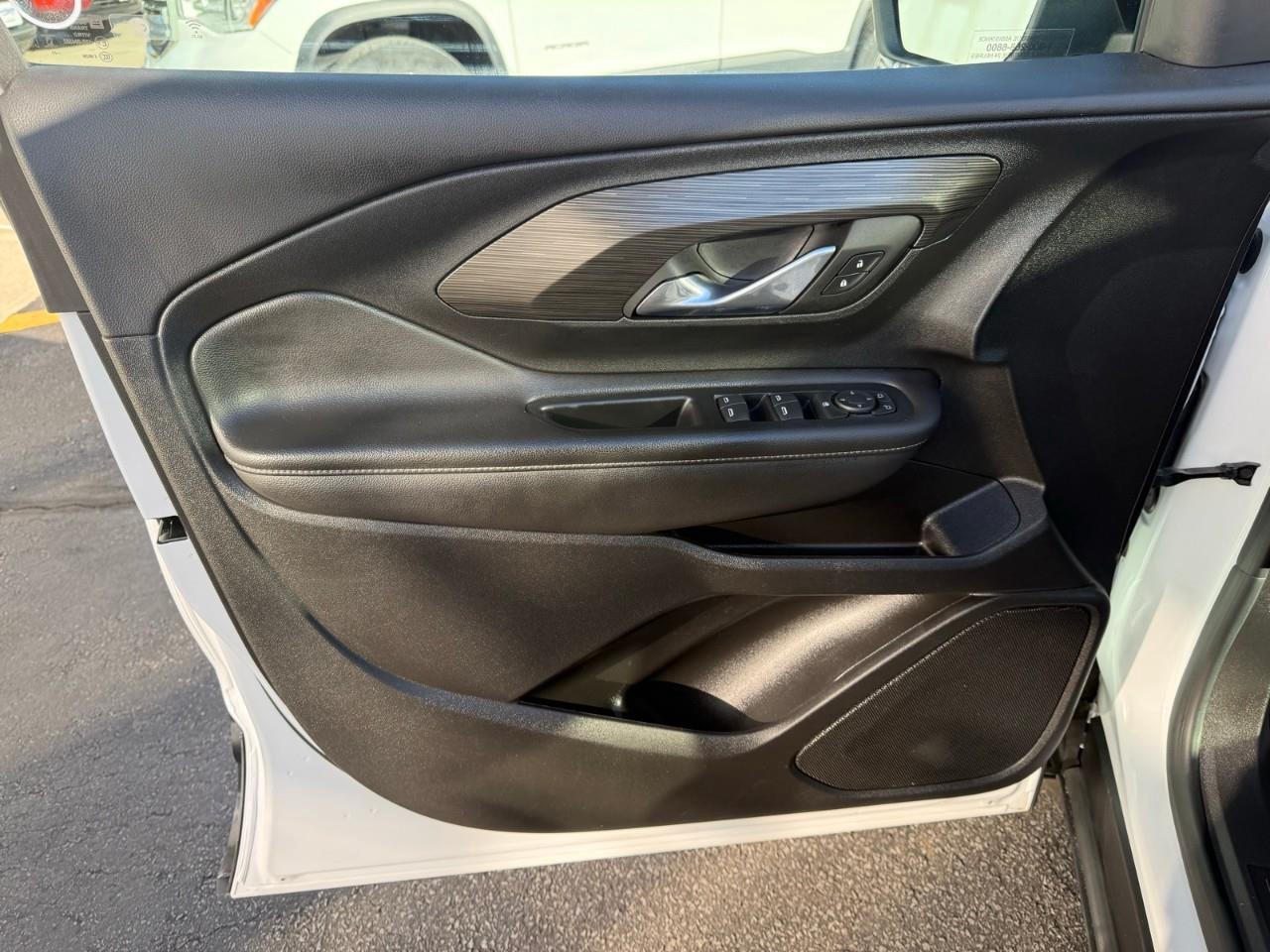 2024 GMC Terrain SLE 4dr All-Wheel Drive Photo