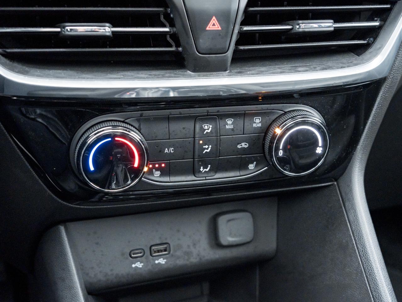 2024 Buick Encore GX Sport Touring 4dr All-Wheel Drive Photo