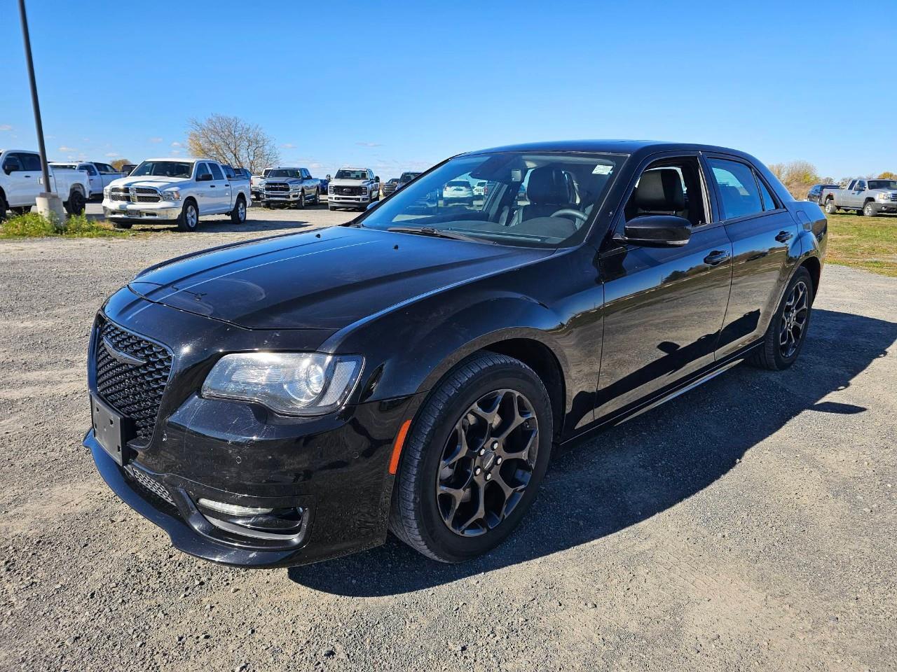 2023 Chrysler 300 Touring-L 4dr All-Wheel Drive Sedan Photo0
